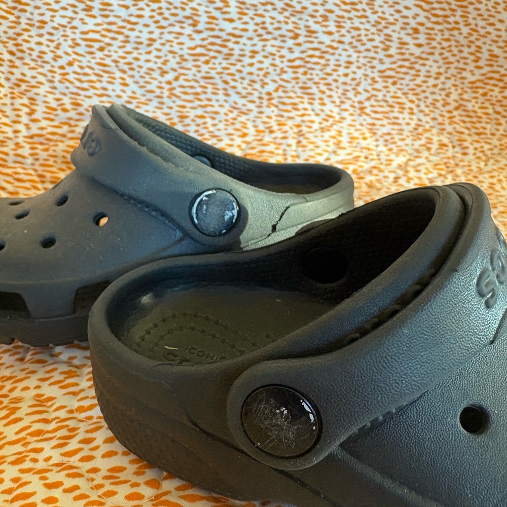 CROCS Kids Classic Clog - Black - Picture 3 of 5